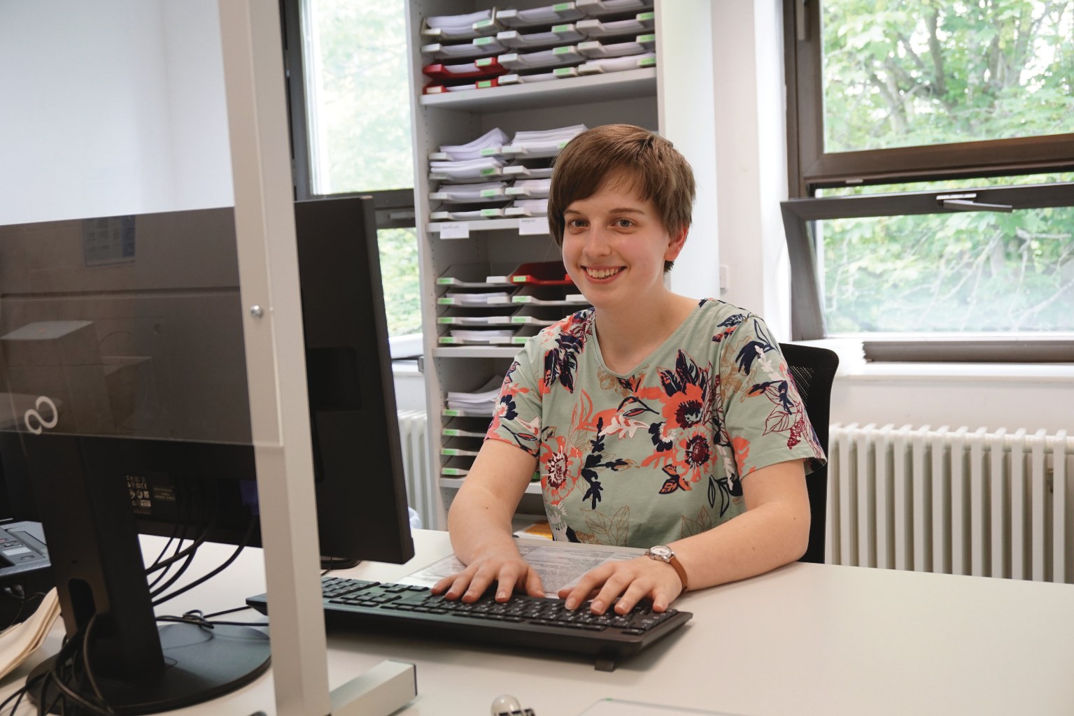 Julia Lorenz: Zufrieden mit der abwechslungsreichen Ausbildung in der Landesdirektion Sachsen